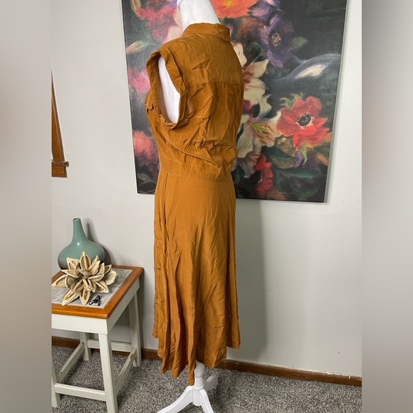 Broadway and Broome Madewell silk Midi Fit & Flare Dress 4 Career Minimalist - Picture 5 of 12